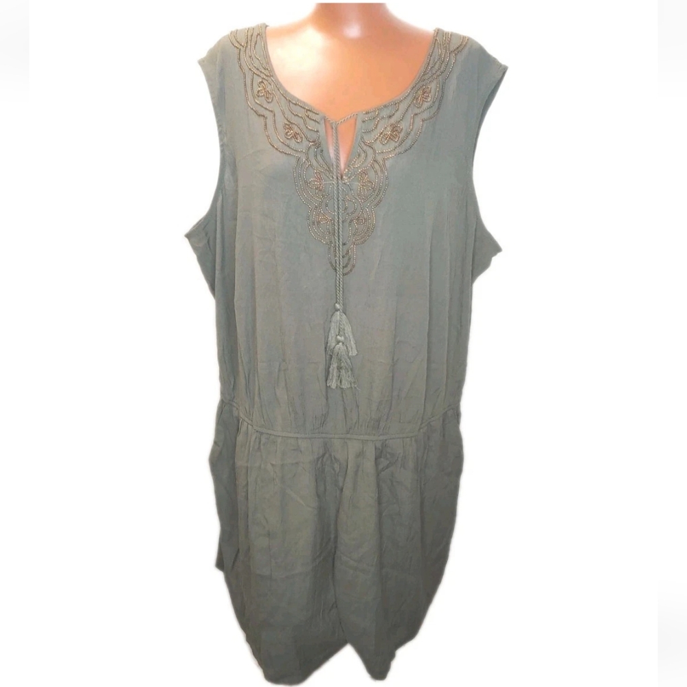 Breathless Beaded Wide Leg Romper Plus Sz 3X V-Neck Tassel Tie Green Crinkle Nwt